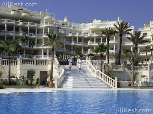 Las Dunas Beach Hotel & Spa 